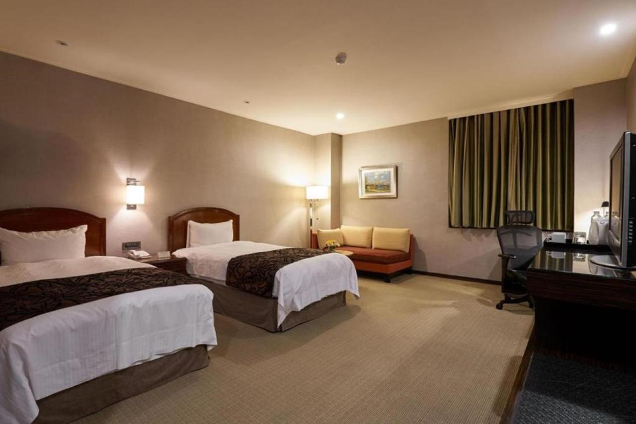 Sol Hotel Синьчжу Экстерьер фото